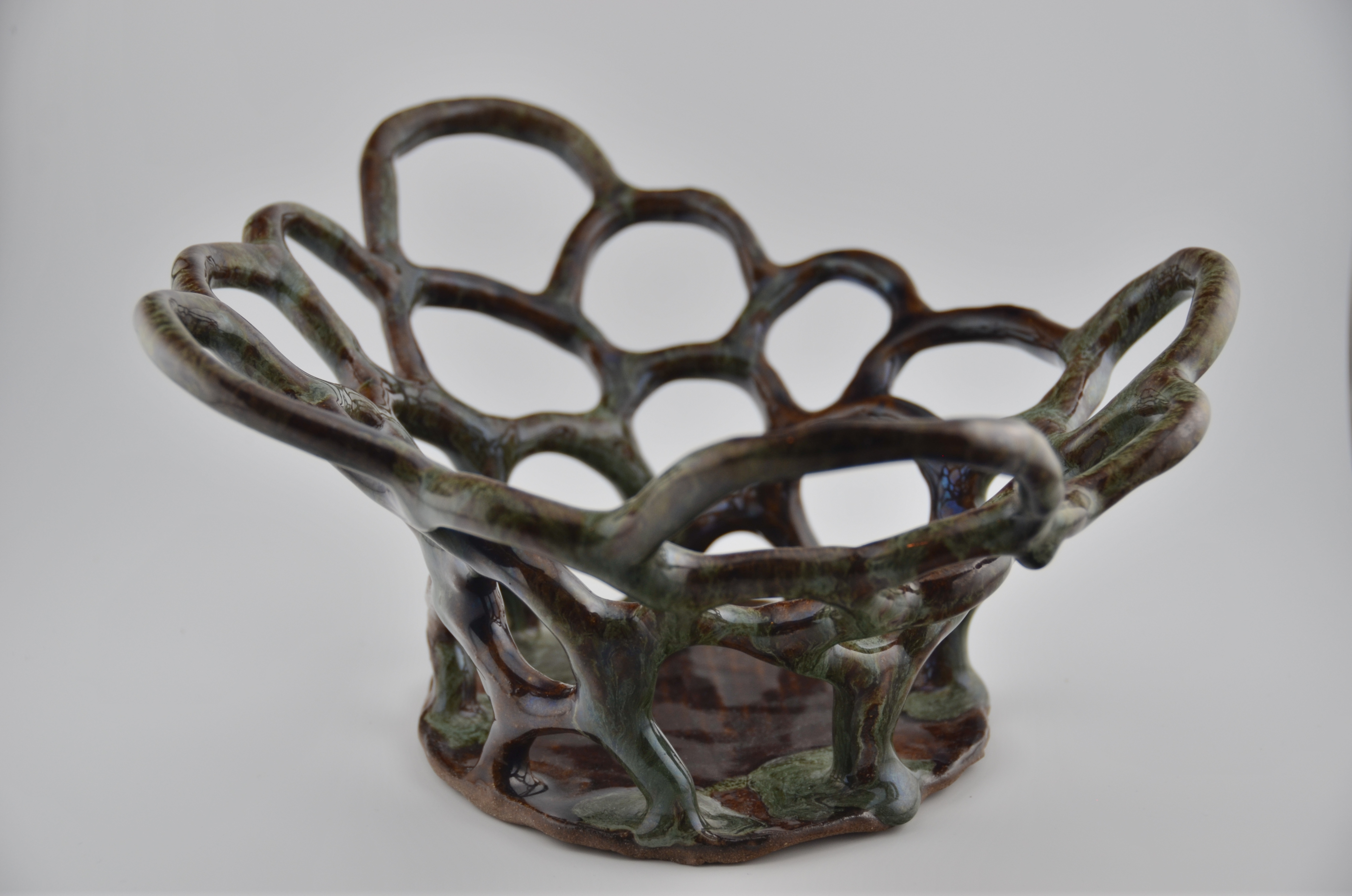 Stoneware with copper glaze